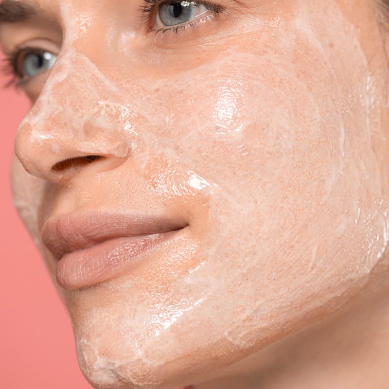 Exfoliating Rose Facial Cleanser - Nettoyant Exfoliant Visage Gommage Visage FRESHLY 