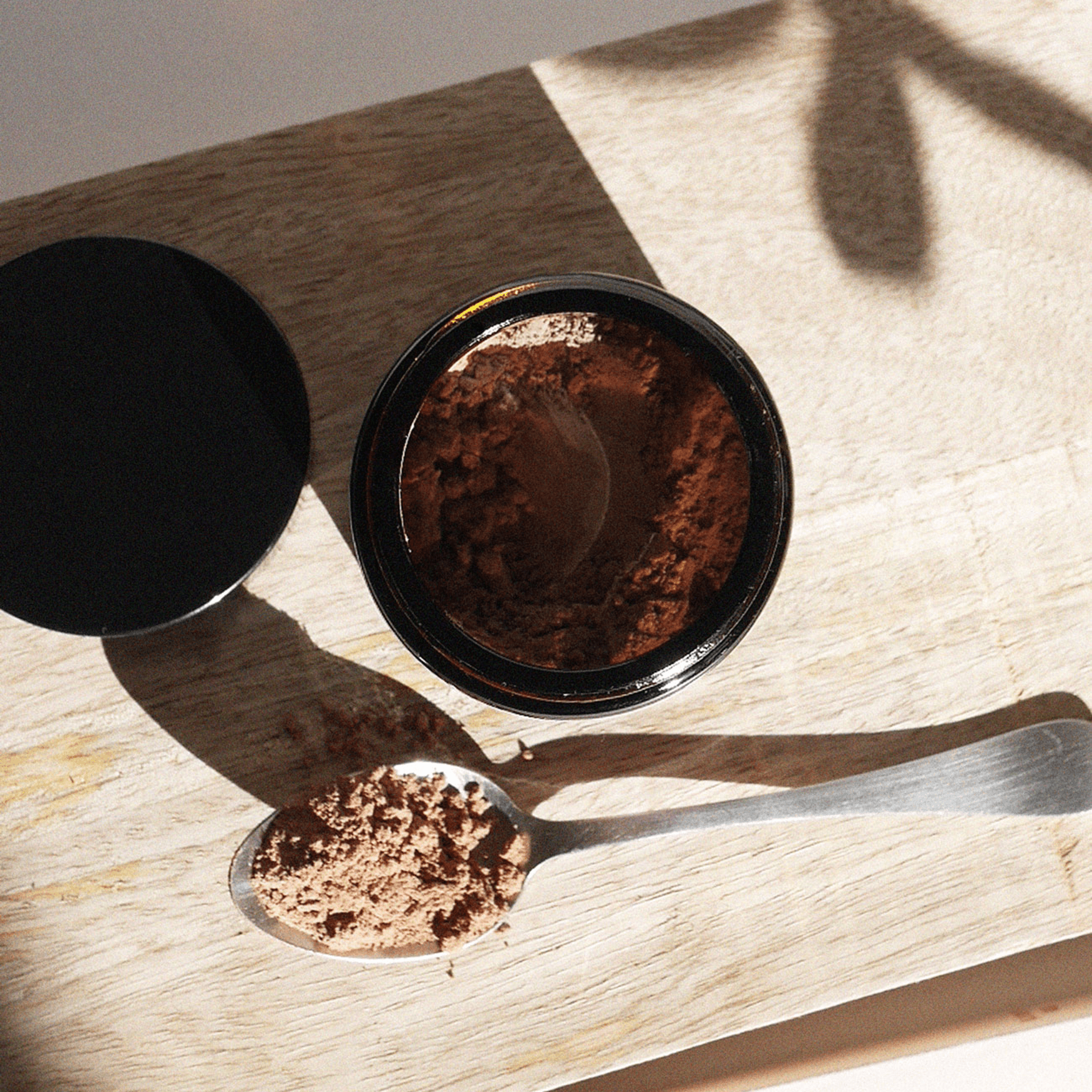 DOUCEUR — Le cacao cru en poudre Chocolat huages 