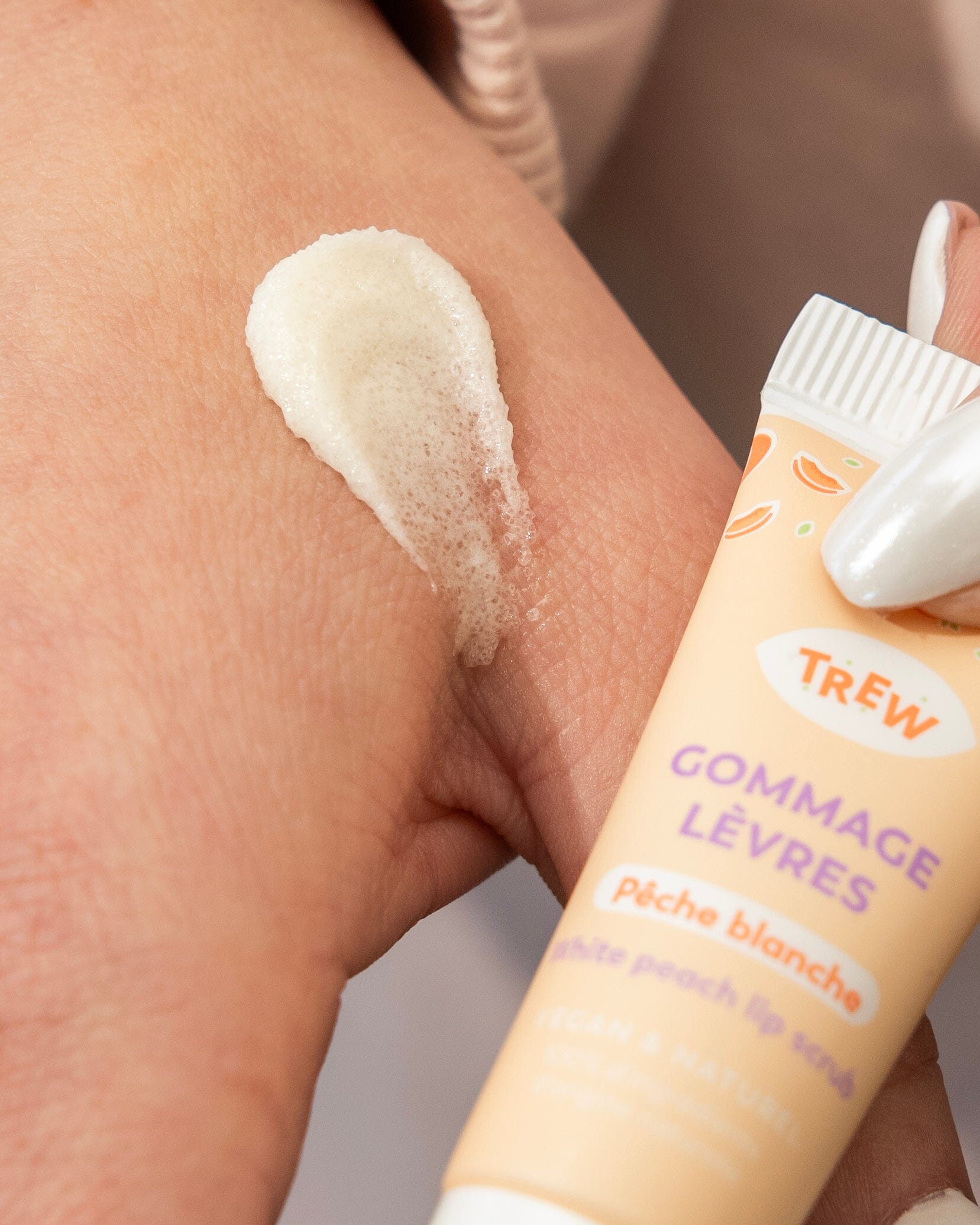 ScrubLip Pêche Blanche Soin lèvres TREW 