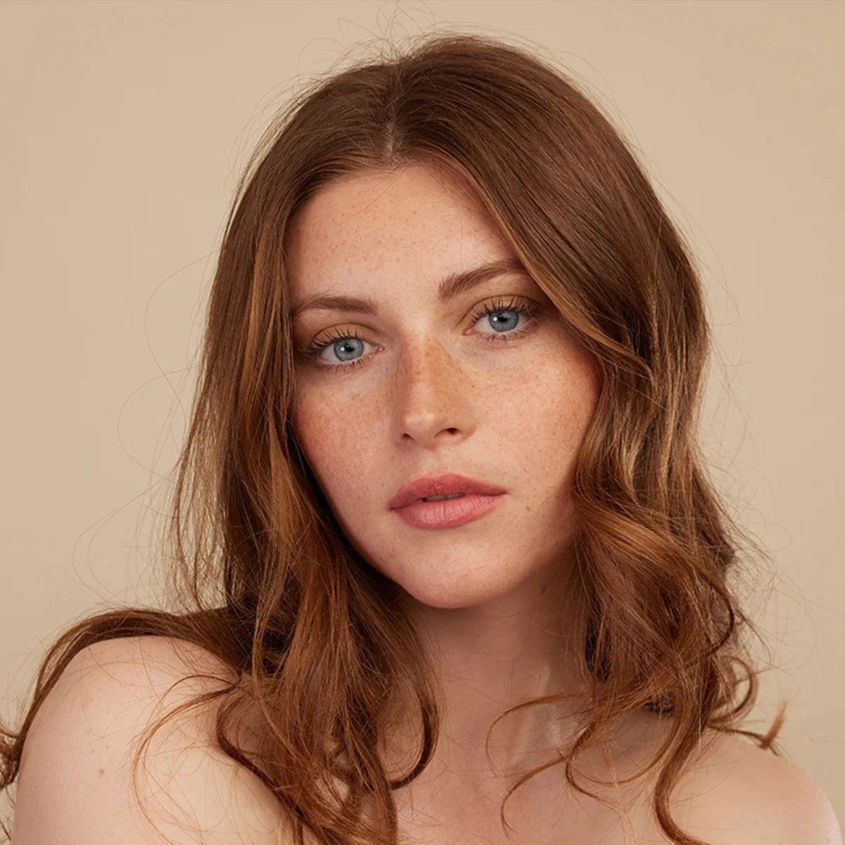 Ombre à paupières 002 Brun Roche Maquillage Eclo 