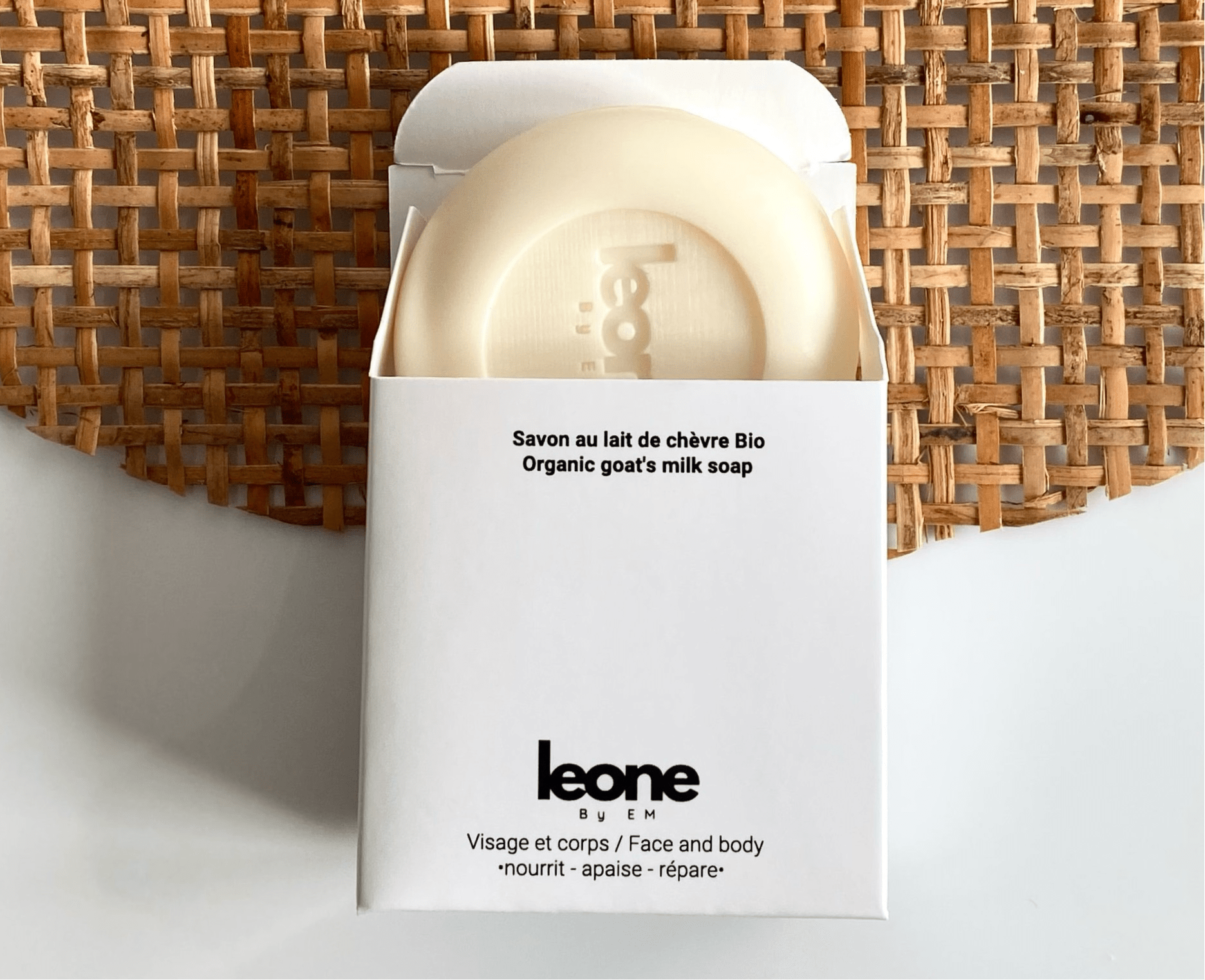 Savon au lait de chèvre Bio hygiène leone by EM 