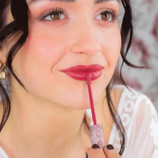 Rouge à lèvres liquide semi mat Maquillage BOHO 