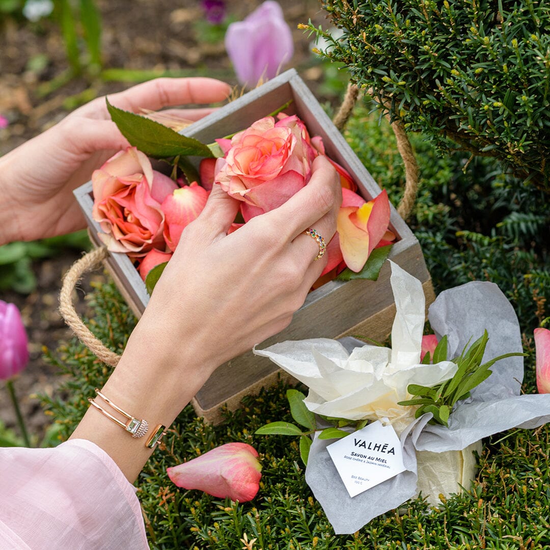 Bouquet Floral d'Oranger - Savon au Miel Artisanal Nettoyant, Hydratant & Purifiant savon solide VALHÉA 